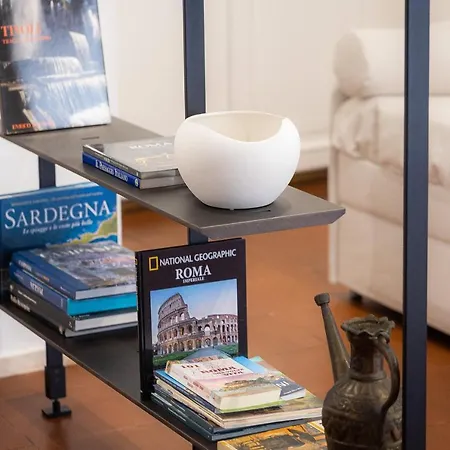 Pantheon By Agrippa Apartman